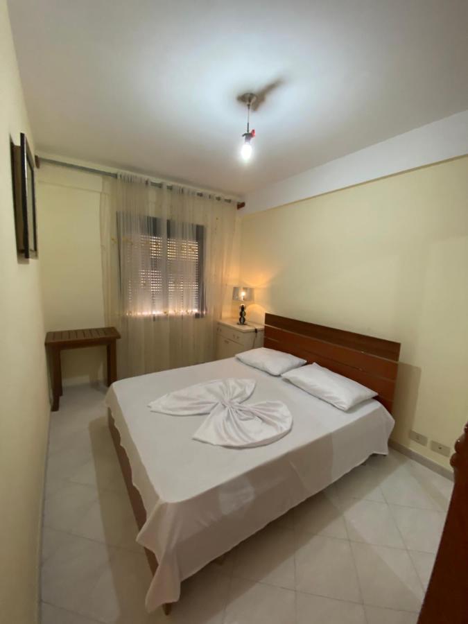 One Apartament Apartment ดูร์เรส ภายนอก รูปภาพ