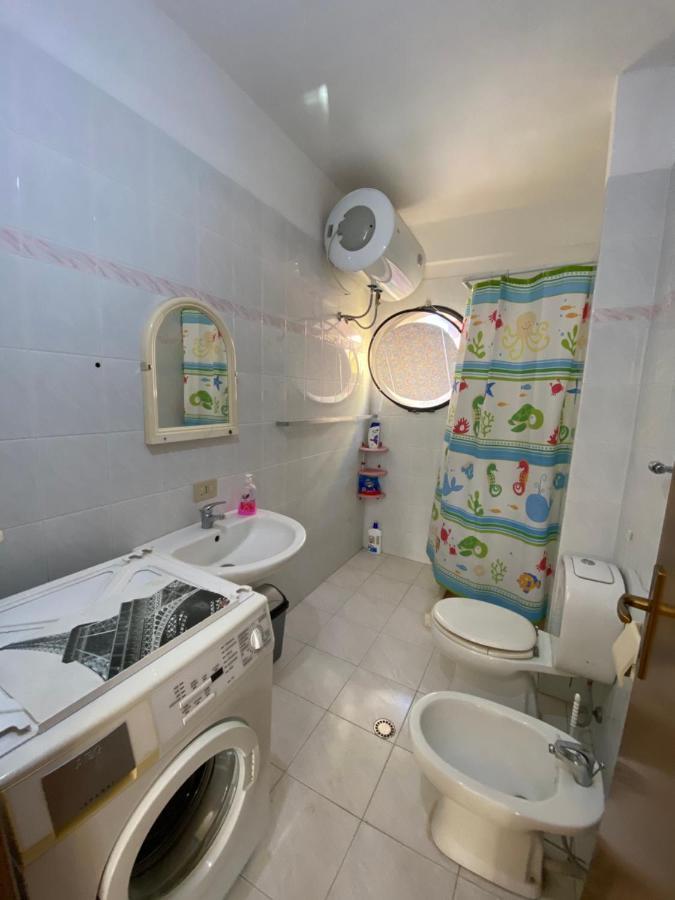 One Apartament Apartment ดูร์เรส ภายนอก รูปภาพ